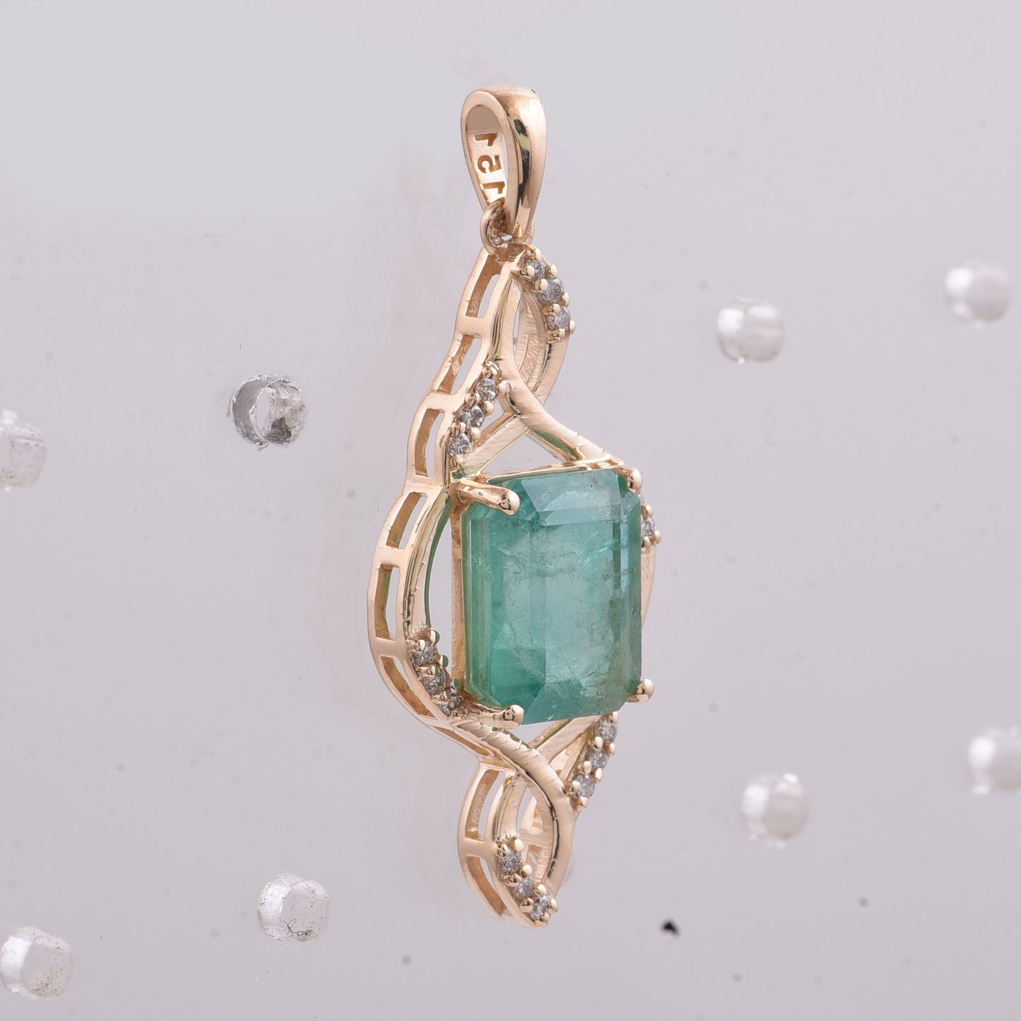 2.52 Ct Octagon Step Cut Natural Emerald 14K Gold Pendant