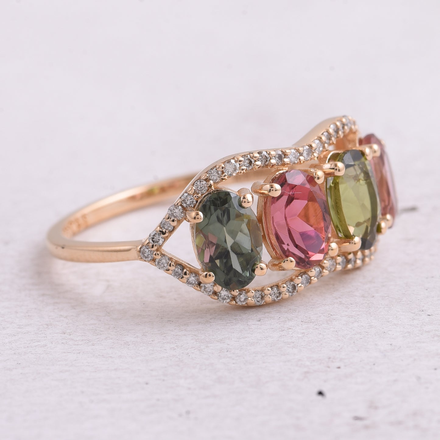 2.32 Ct Oval Mixed Cut Natural Multi-Coloured Tourmaline 14K Gold Ring
