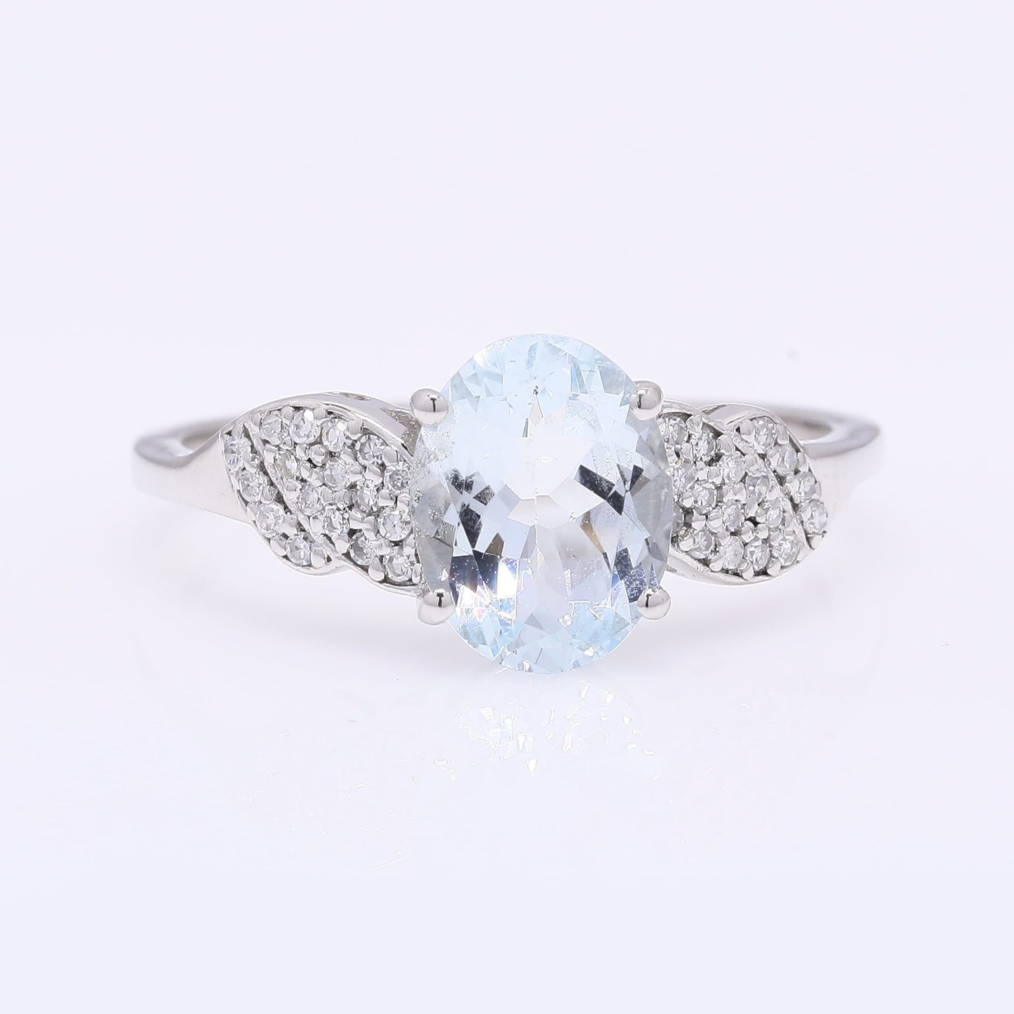 1.30 Ct Oval Mixed Cut Natural Aquamarine 950 Platinum Ring