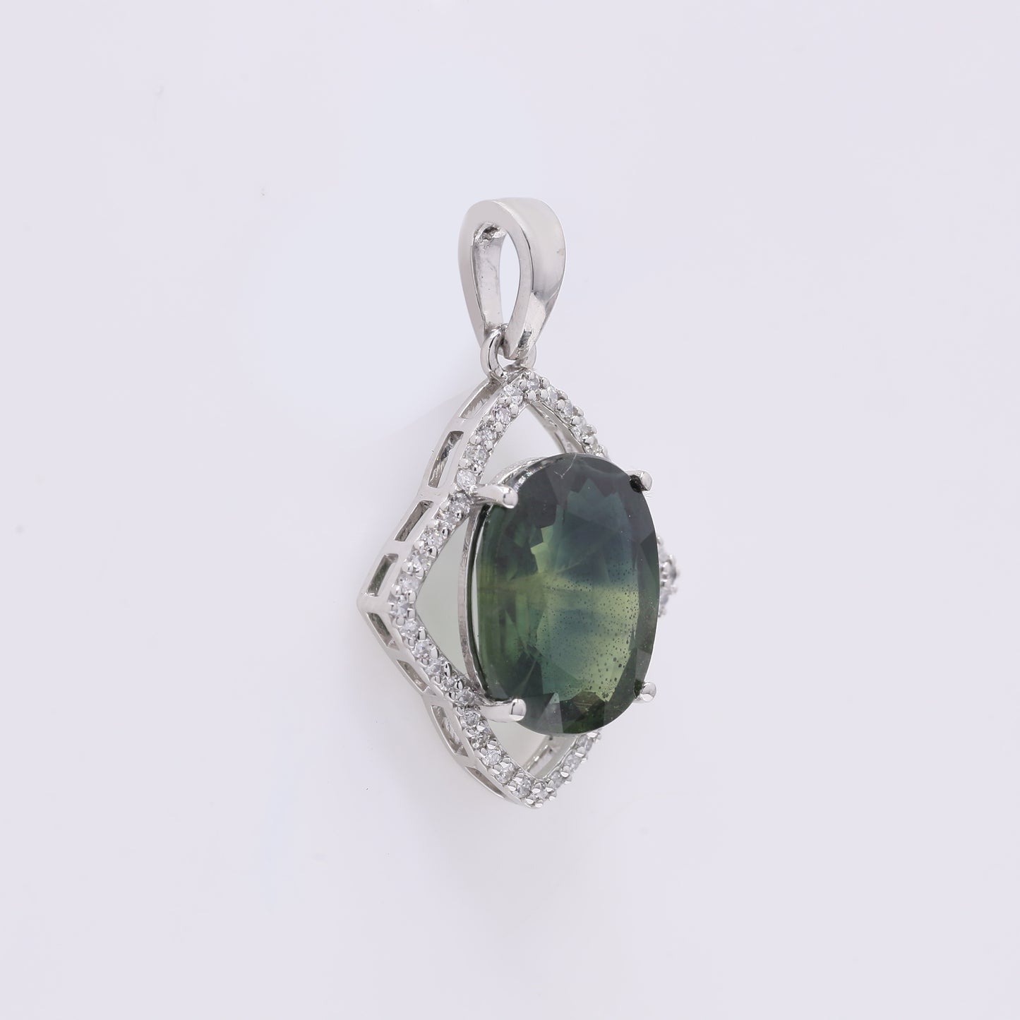 5.00 Ct Cushion Mixed Cut Natural Green Sapphire 950 Platinum Pendant