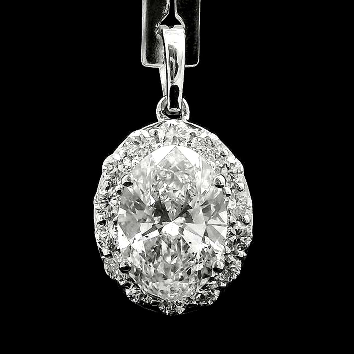2.83 Carats Lab Grown Diamond 14K Gold Pendant