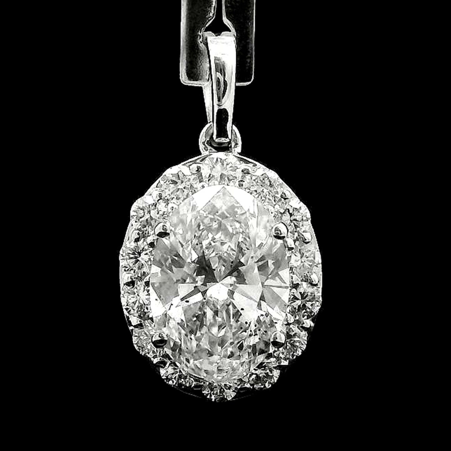 2.83 Carats Lab Grown Diamond 14K Gold Pendant