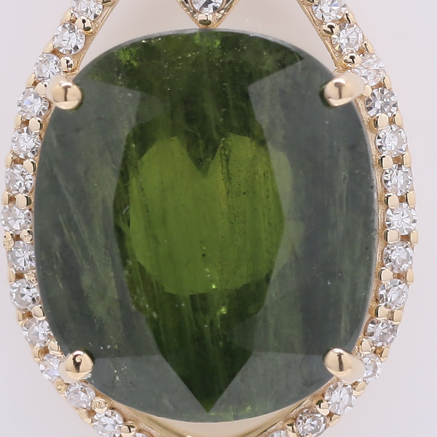 5.43 Ct Cushion Mixed Cut Natural Green Sapphire 14K Gold Pendant