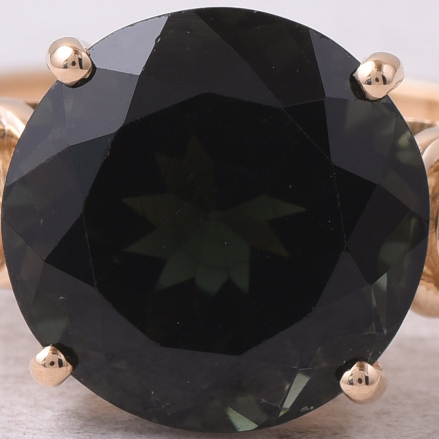 5.74 Ct Round Natural Tourmaline 14K Gold Ring