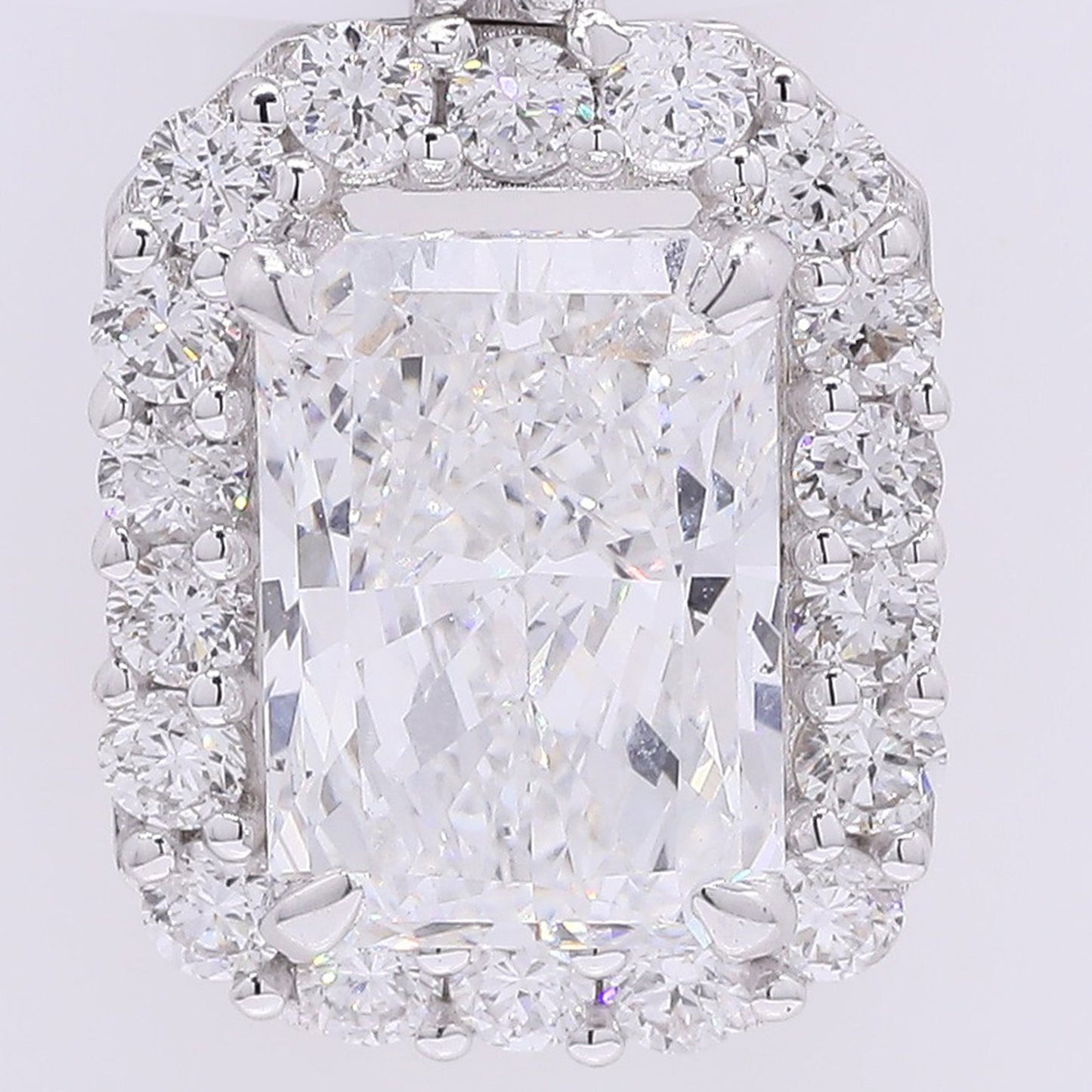 2.39 Carats Lab Grown Diamond 14K Gold Pendant