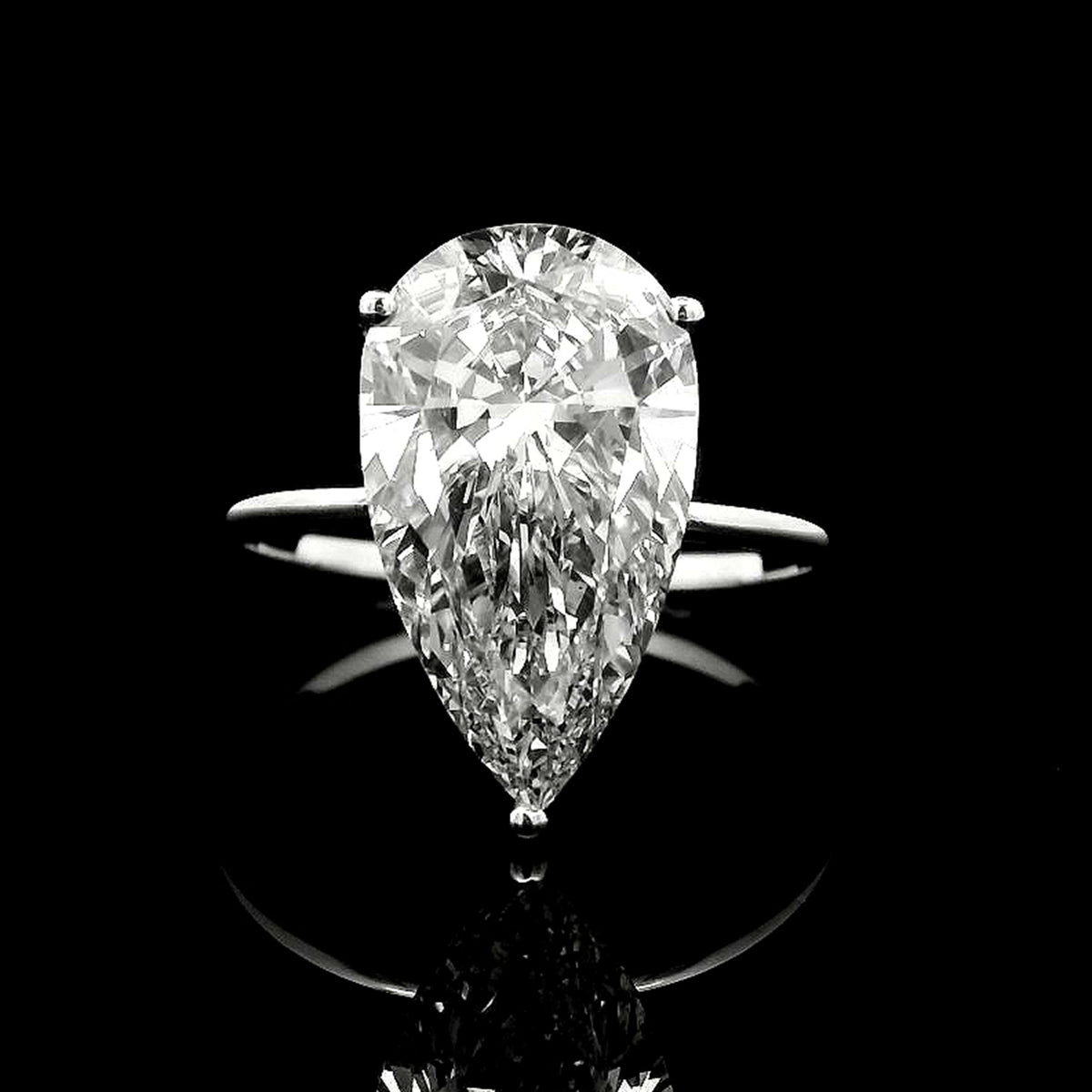 4.55 Carats Lab Grown Diamond 14K Gold Ring
