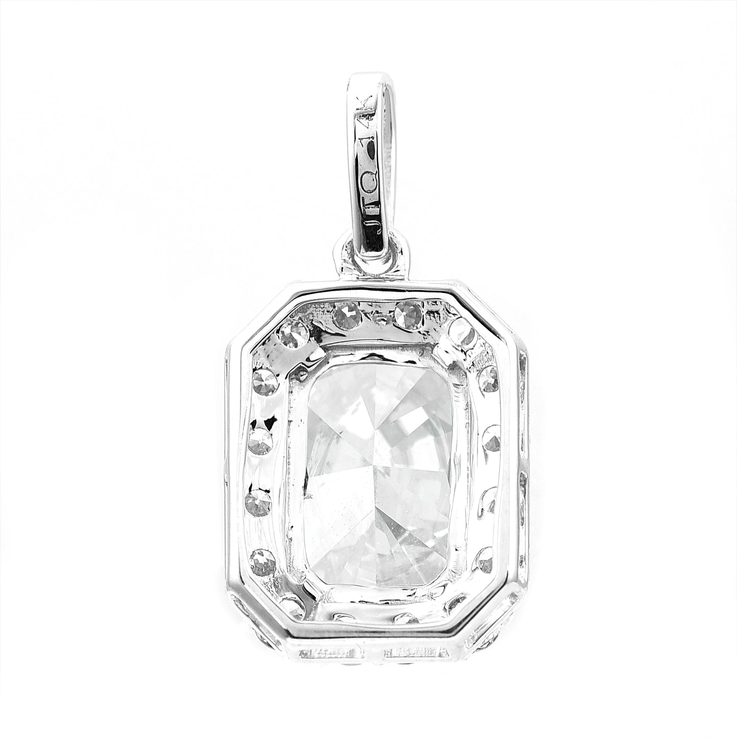 2.37 Carats Lab Grown Diamond 14K Gold Pendant