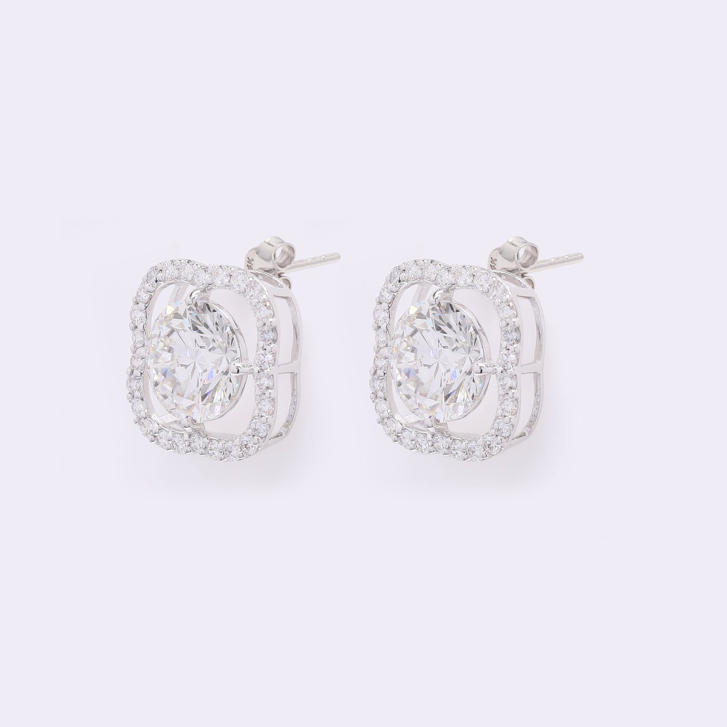 4.69 Carats Lab Grown Diamond 14K Gold Earrings
