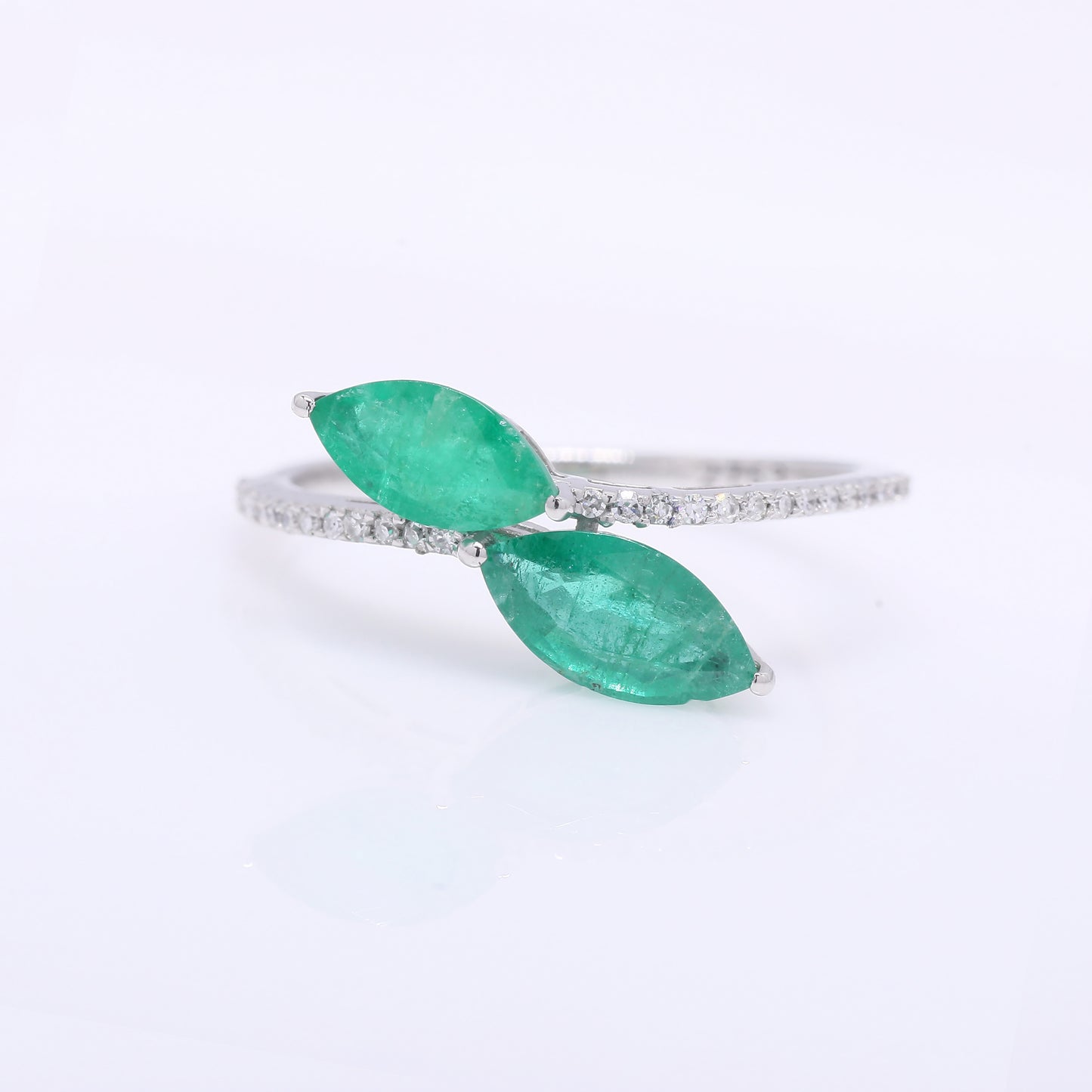 1.43 Ct Marquise Mixed Cut Natural Emerald 950 Platinum Ring