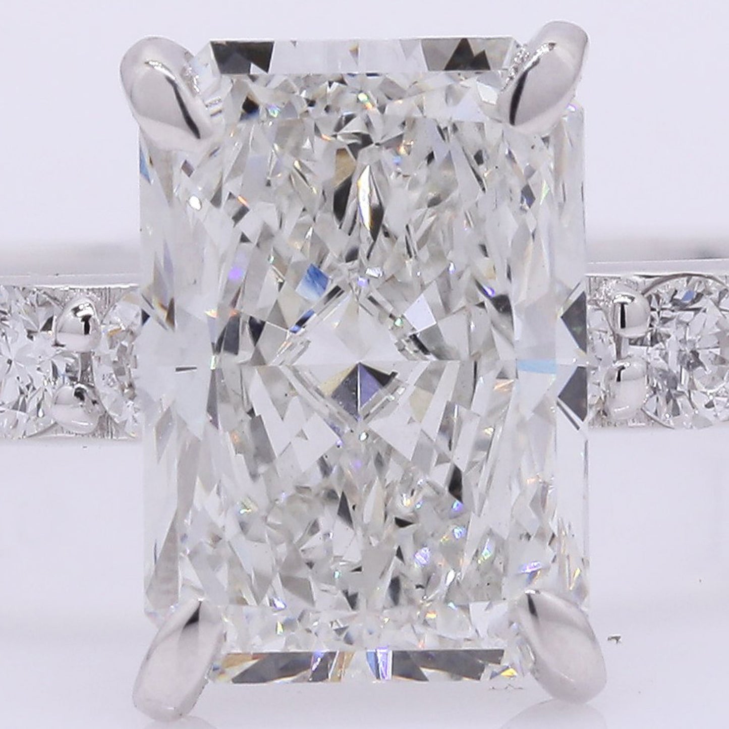 2.28 Carats Lab Grown Diamond 14K Gold Ring
