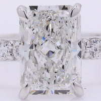2.28 Carats Lab Grown Diamond 14K Gold Ring