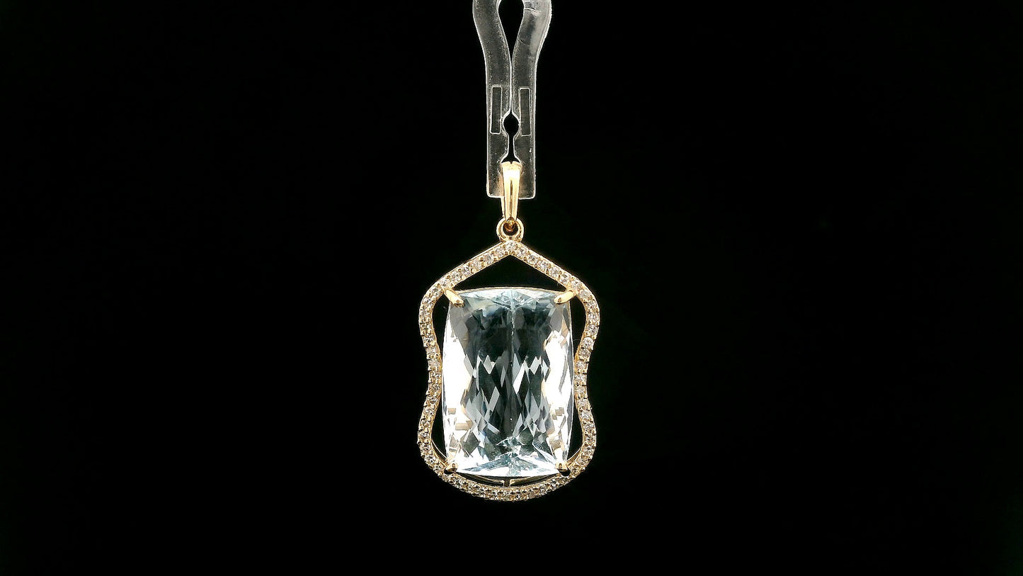 8.98 Ct Cushion Natural Aquamarine 14K Gold Pendant