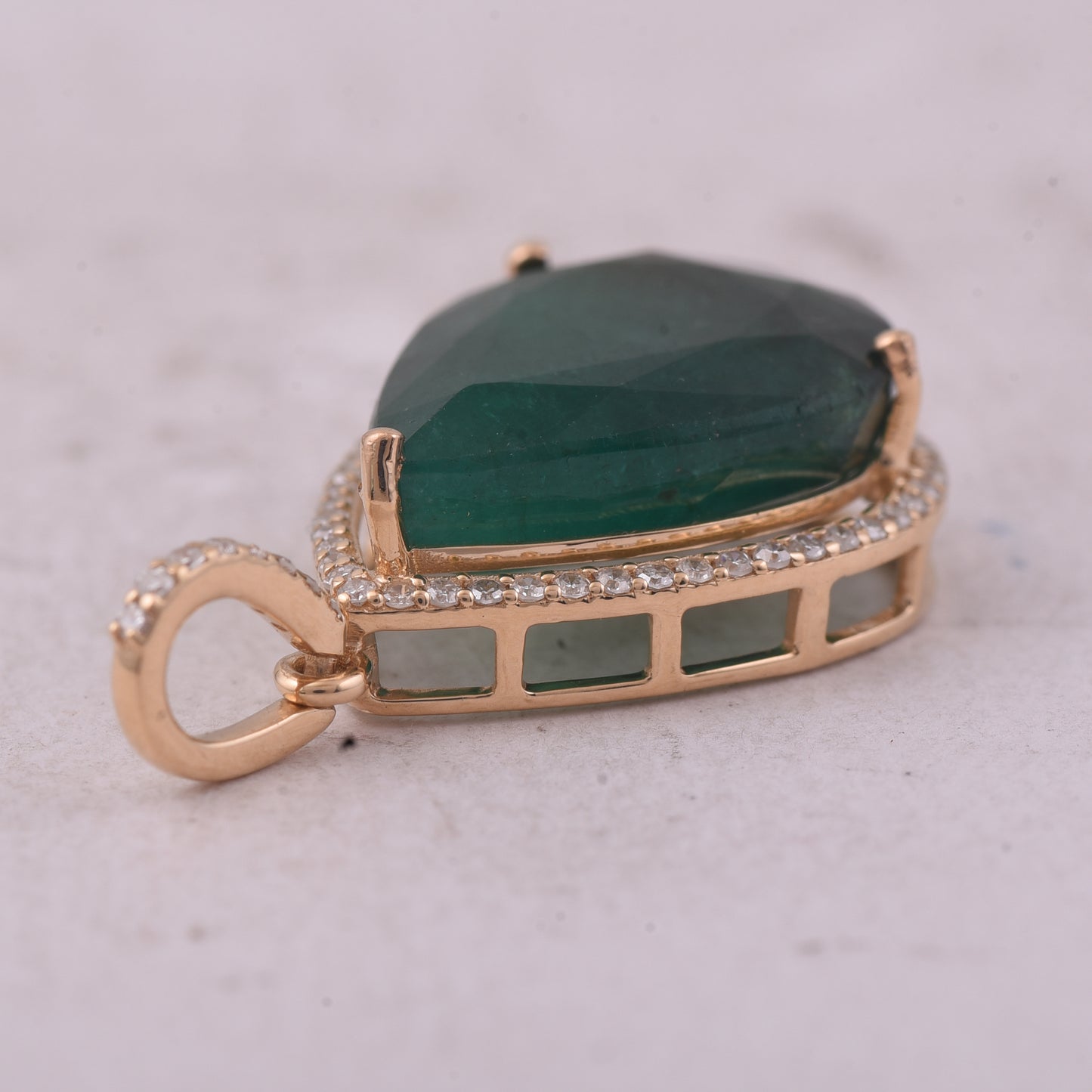 6.47 Ct Pear Mixed Cut Natural Emerald 14K Gold Pendant