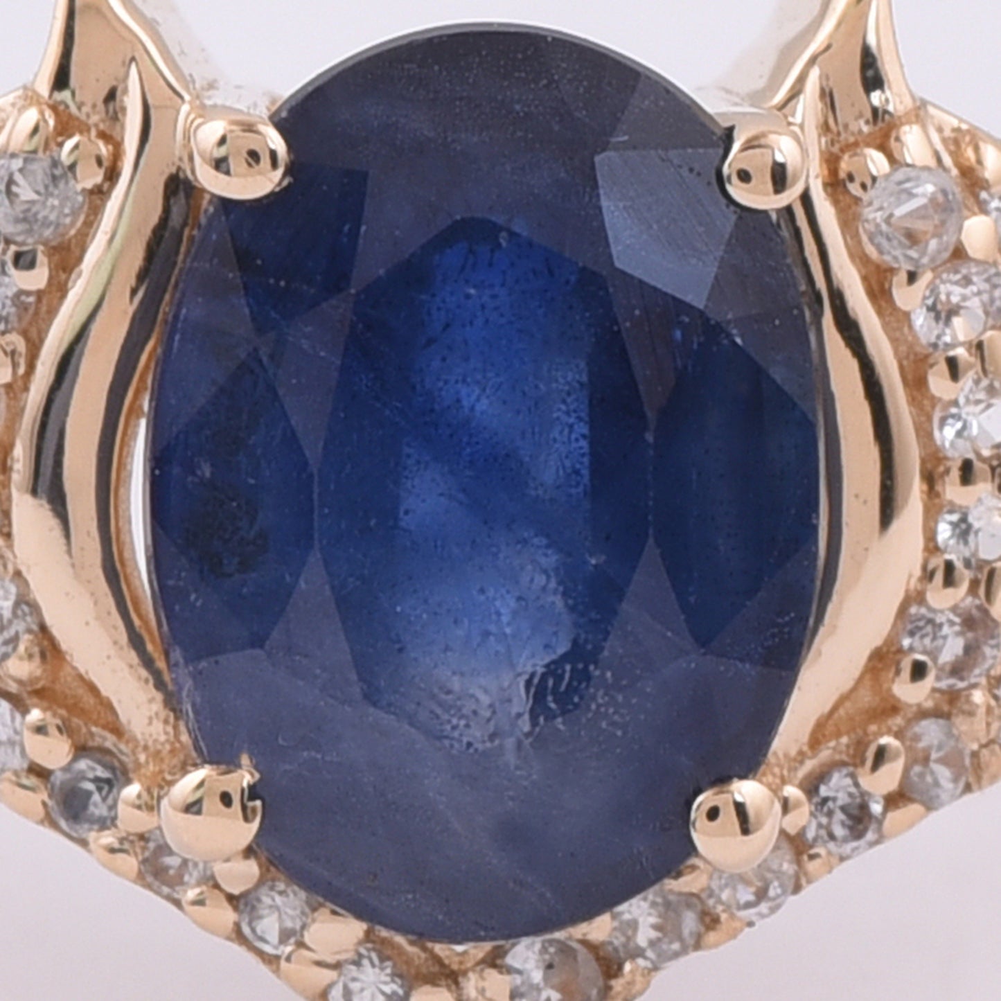 2.08 Ct Oval Natural Sapphire 14K Gold Ring