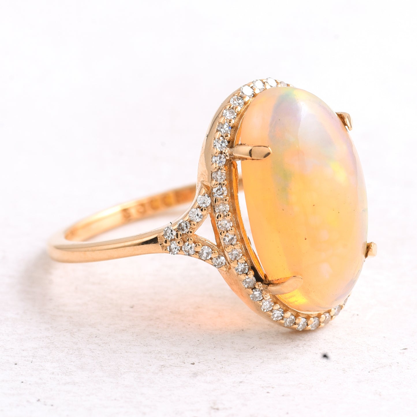 3.89 Ct Oval Cabochon Cut Natural Opal 14K Gold Ring