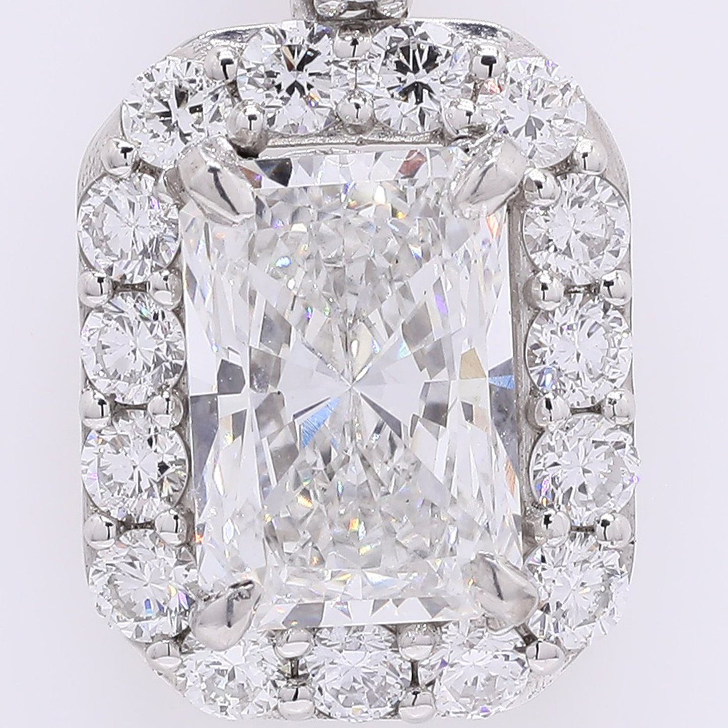 2.59 Carats Lab Grown Diamond 950 Platinum Pendant