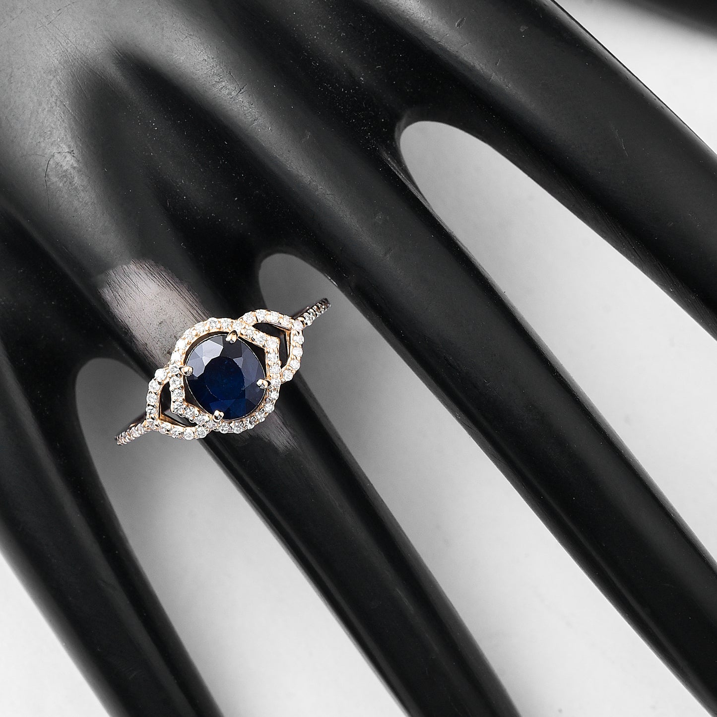 1.92 Ct Oval Mixed Cut Natural Sapphire 14K Gold Ring