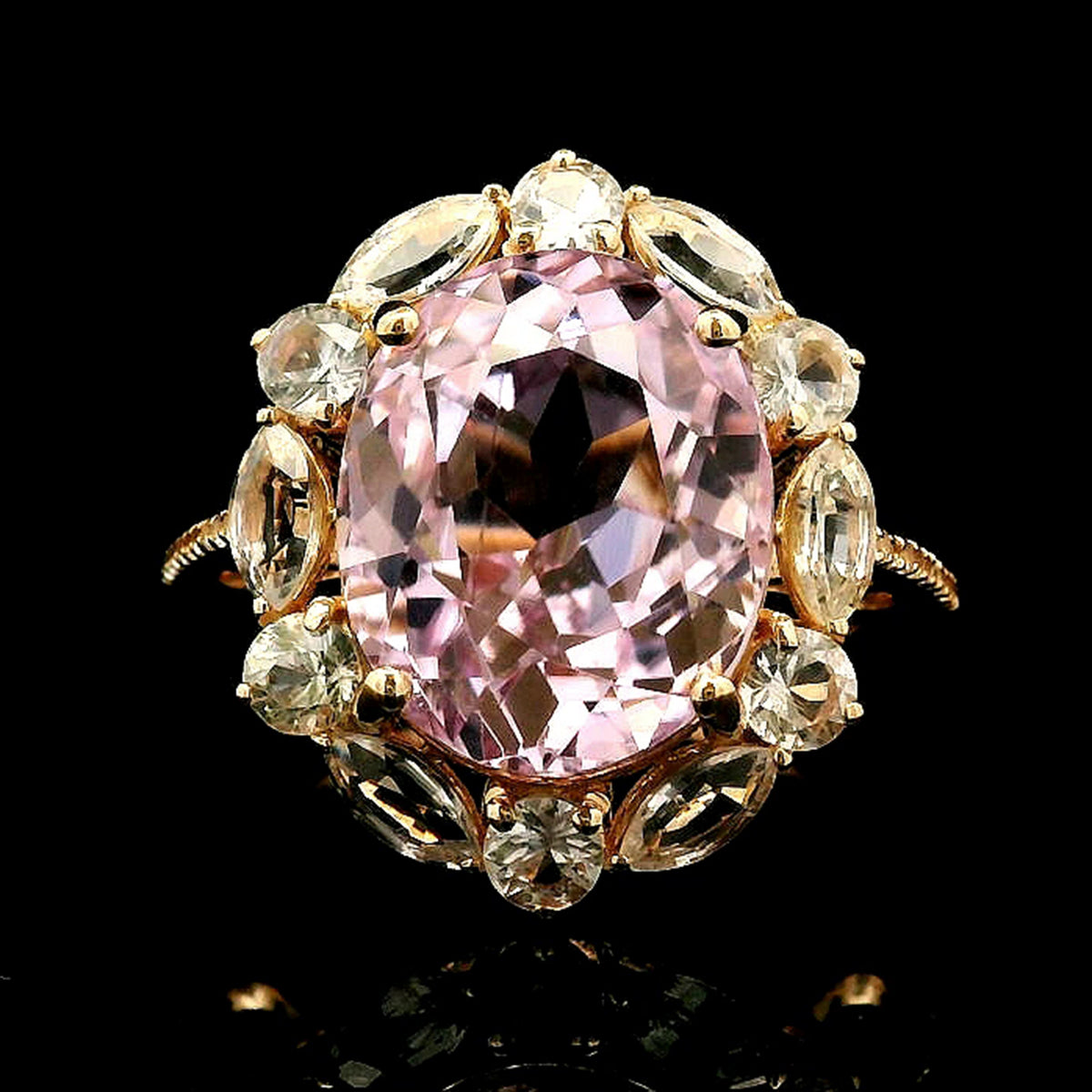 11.28 Ct Oval Kunzite 14K Gold Ring