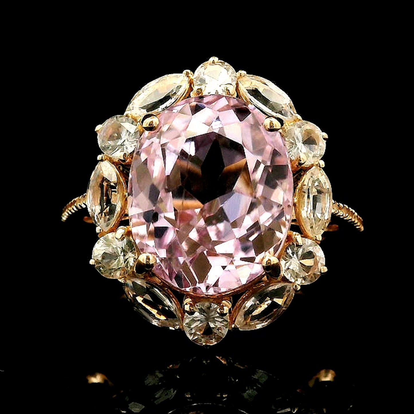11.28 Ct Oval Kunzite 14K Gold Ring