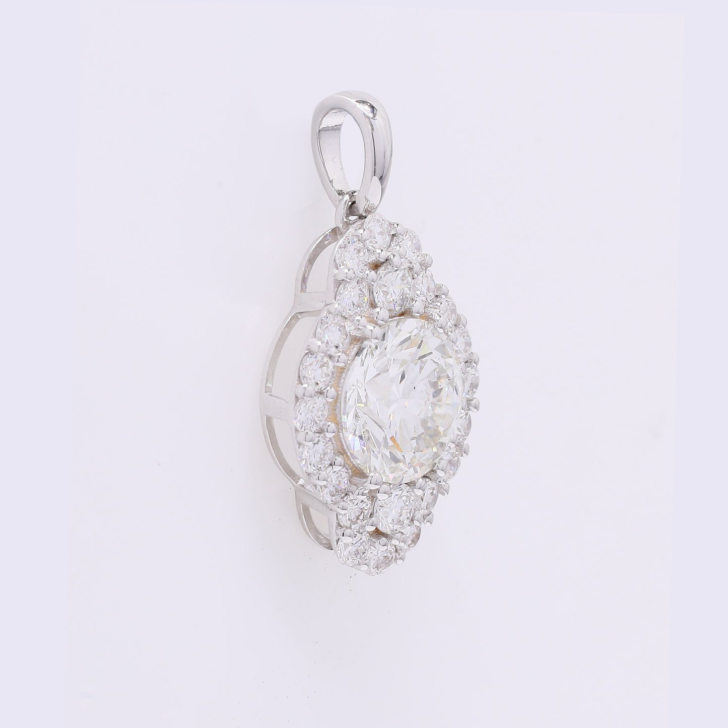 2.26 Carats Lab Grown Diamond 14K Gold Pendant