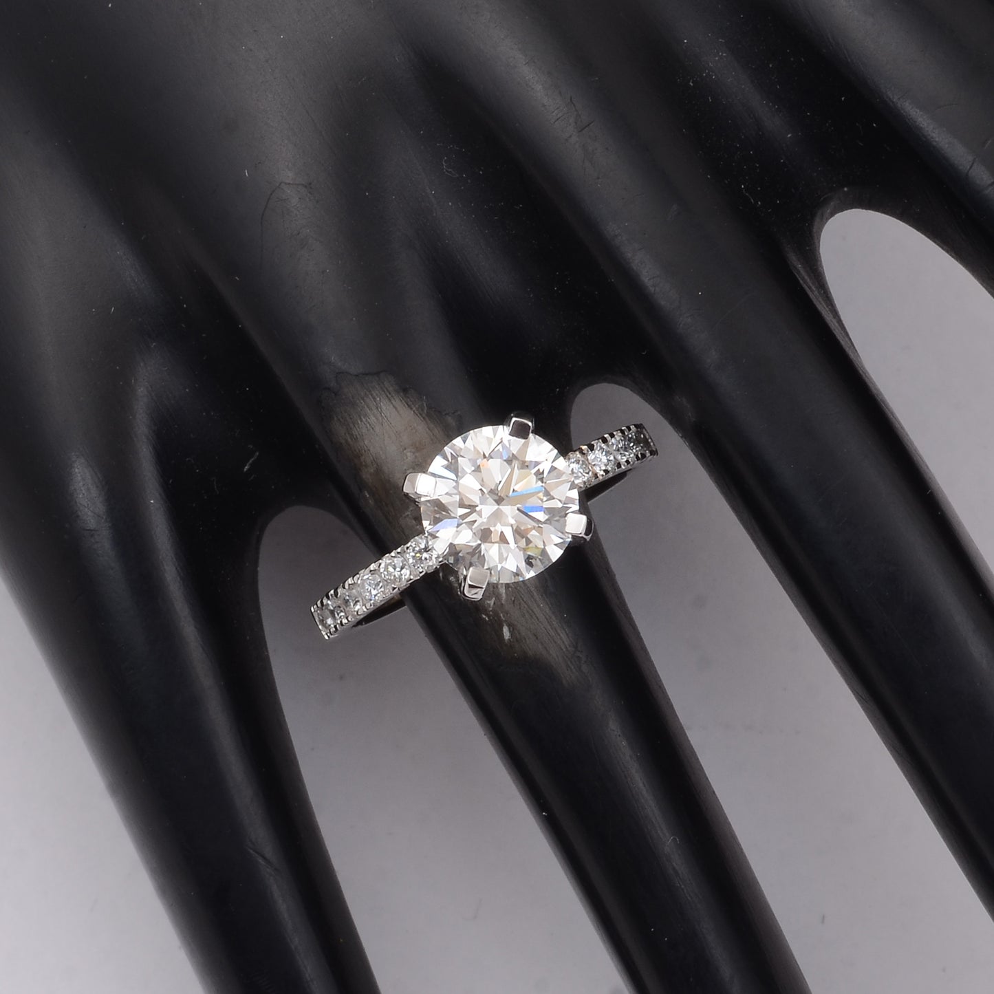 2.34 Carats Lab Grown Diamond 14K Gold Ring