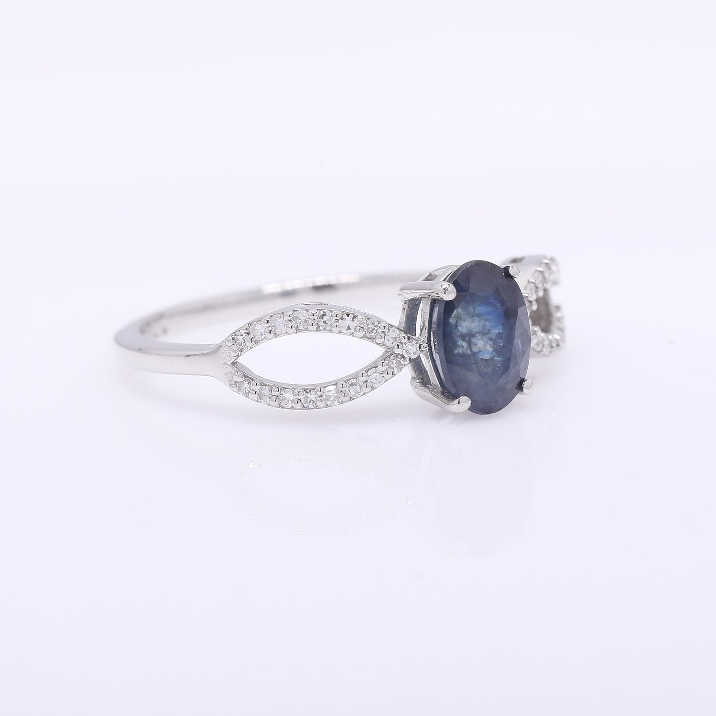 1.31 Ct Oval Mixed Cut Natural Sapphire 950 Platinum Ring