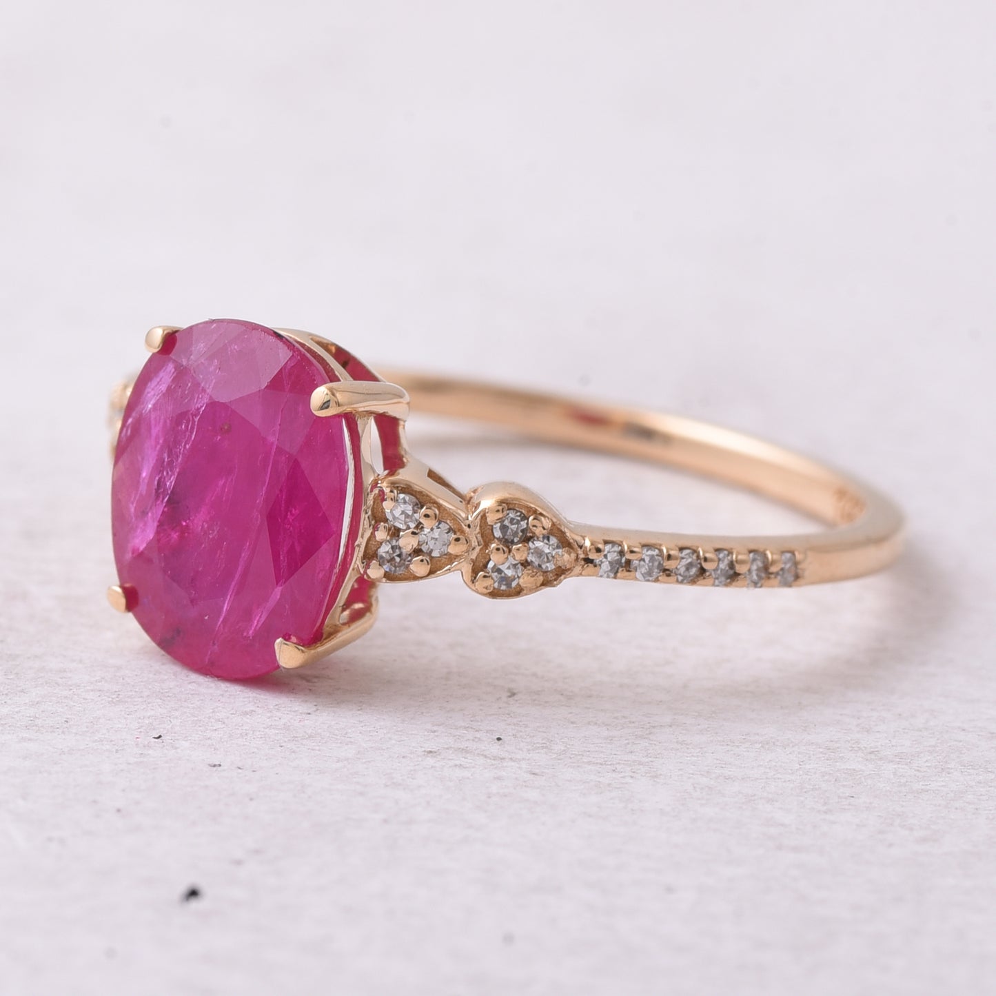 2.05 Ct Oval Mixed Cut Natural Ruby 14K Gold Ring
