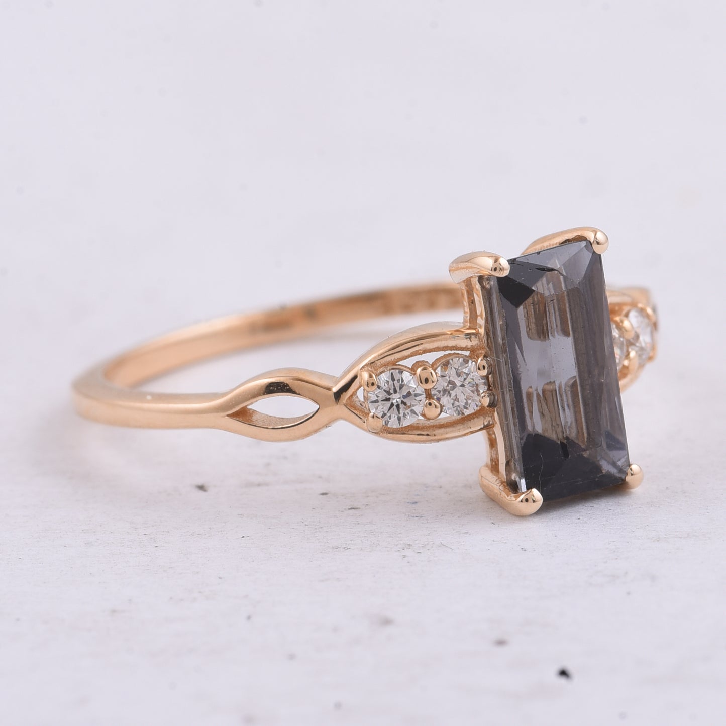 0.99 Ct Rectangle Natural Tourmaline 14K Gold Ring
