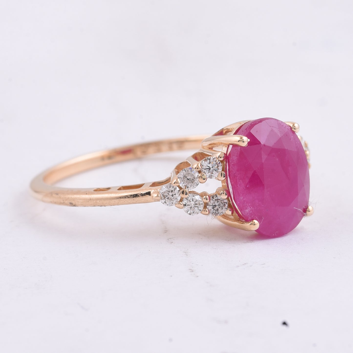 3.44 Ct Oval Natural Ruby 14K Gold Ring