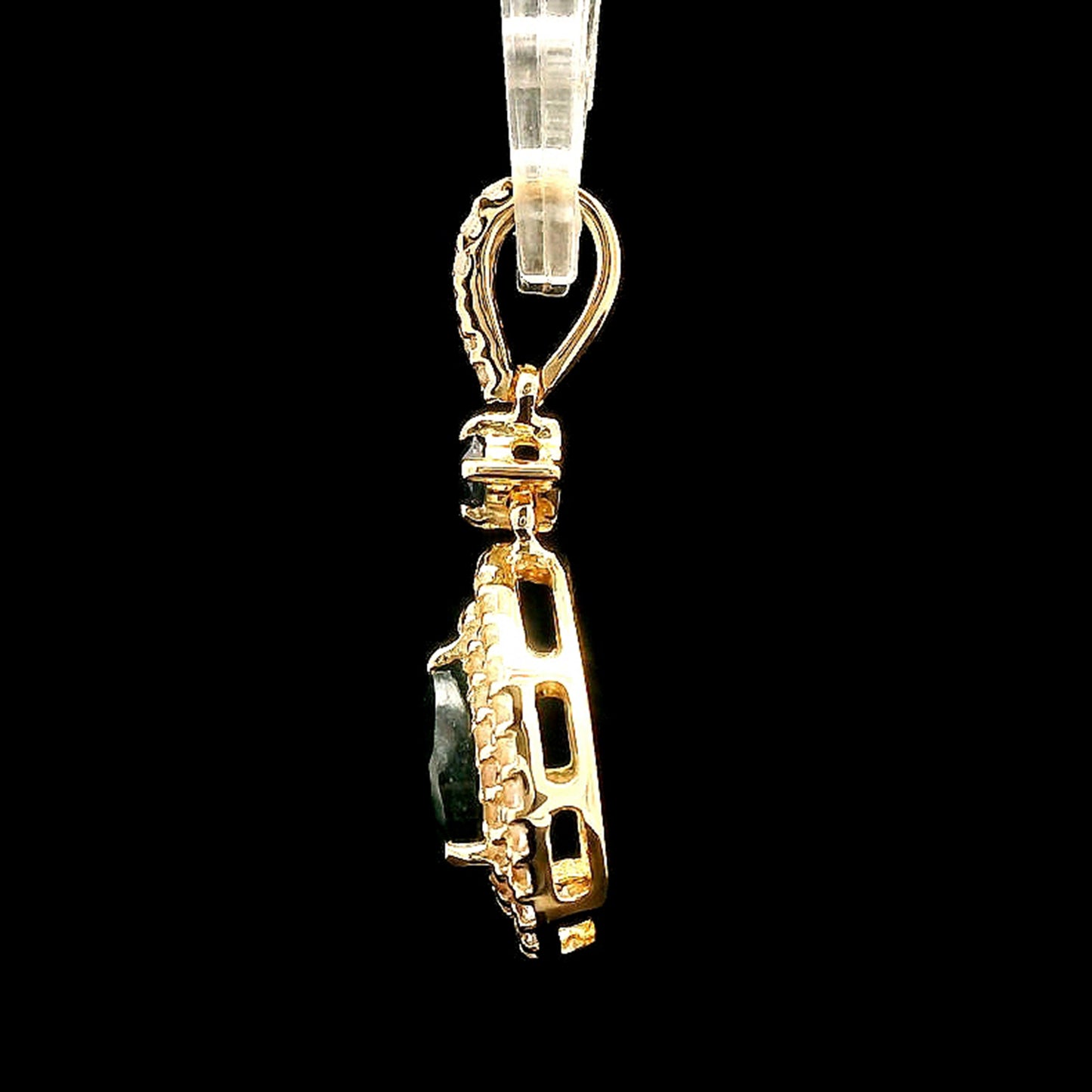 0.63 Ct Pear Sapphire 14K Gold Pendant
