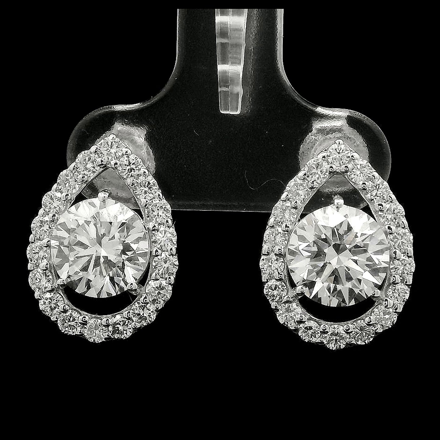 3.79 Carats Lab Grown Diamond 14K Gold Earrings