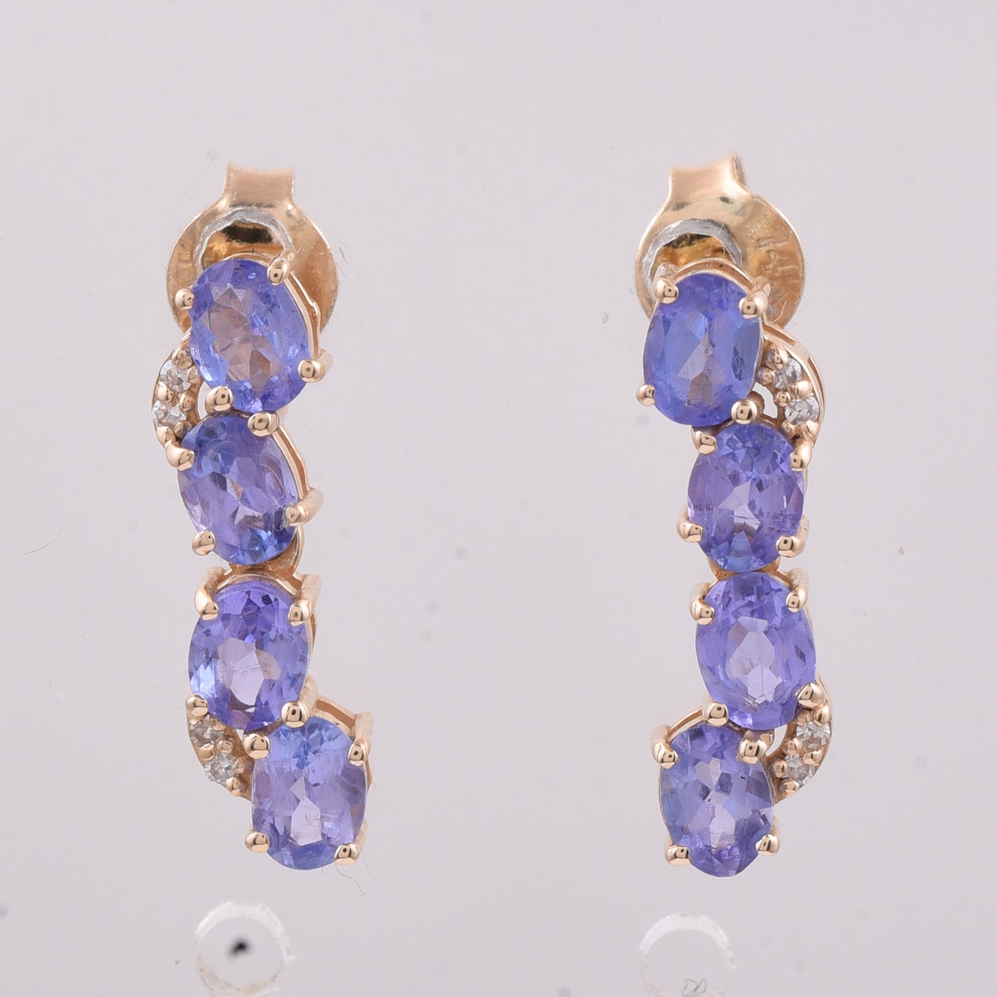 1.38 Ct Oval Natural Tanzanite 14K Gold Earrings