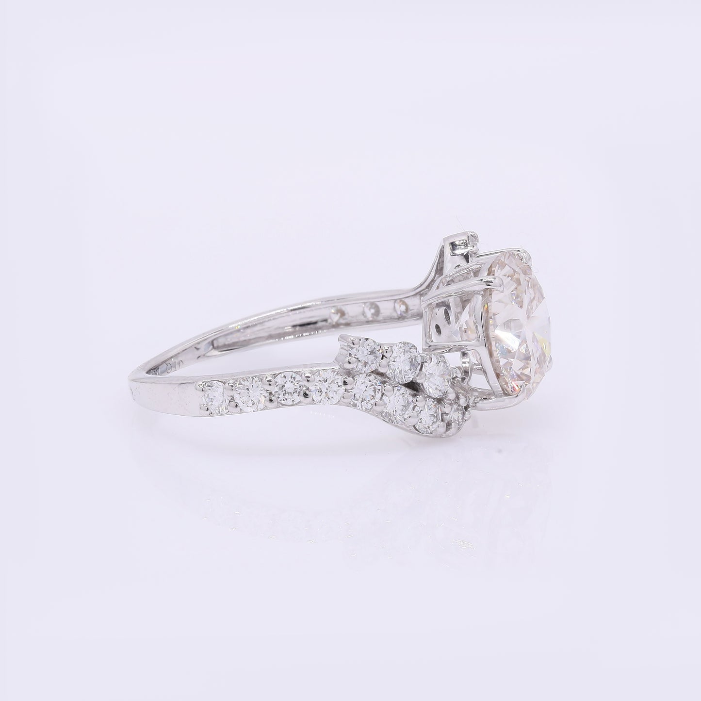 2.95 Carats Lab Grown Diamond 14K Gold Ring
