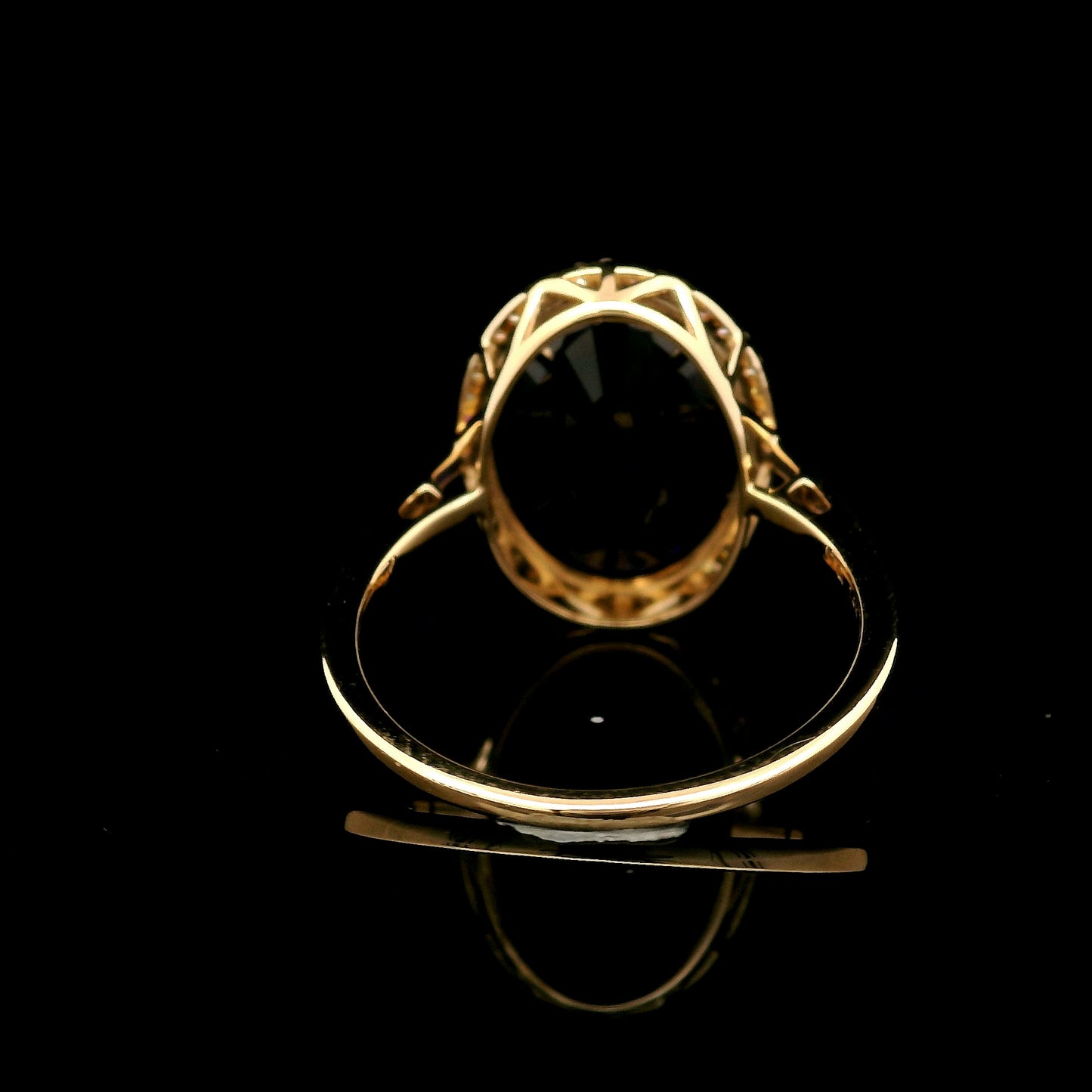 6.78 Ct Oval Mixed Cut Lab Grown Sapphire 14K Gold Ring