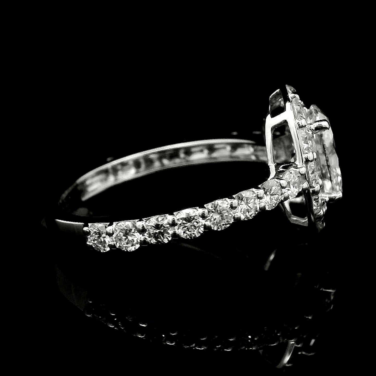 2.24 Carats Lab Grown Diamond 14K Gold Ring
