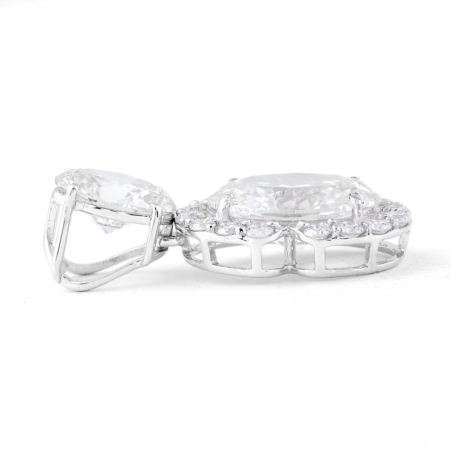 3.45 Carats Lab Grown Diamond 14K Gold Pendant