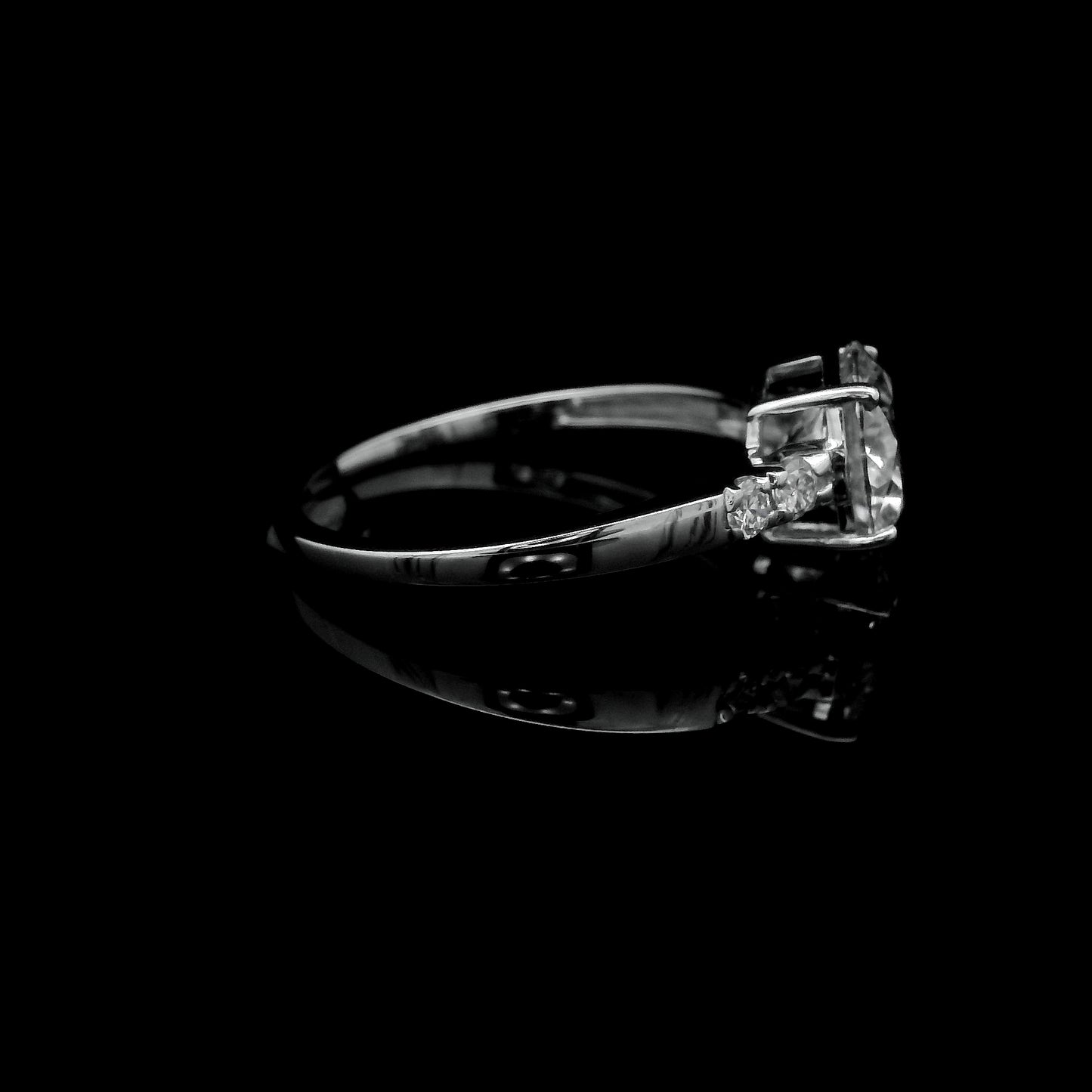 1.80 Ct Round Lab Grown Diamond 14K Gold Ring