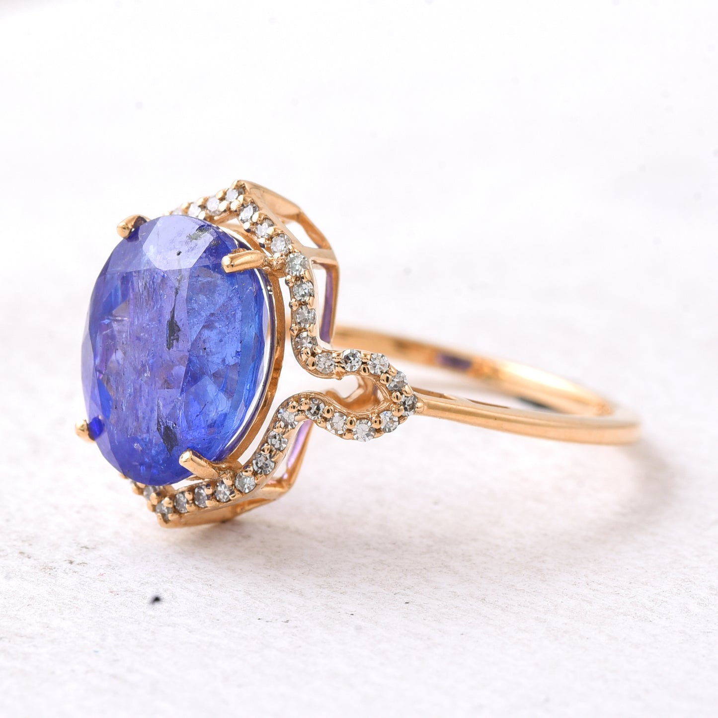 4.63 Ct Oval Mixed Cut Natural Tanzanite 14K Gold Ring