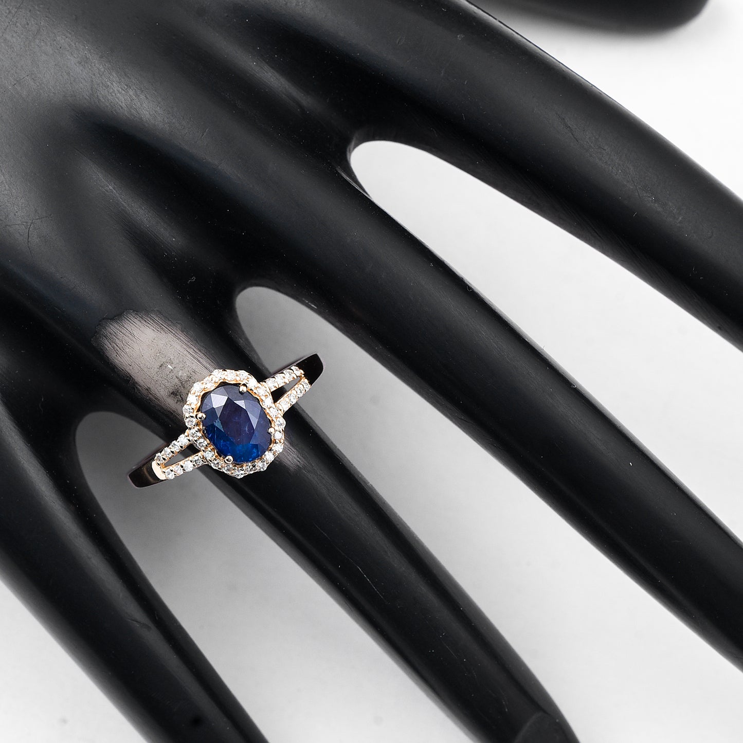 1.35 Ct Oval Mixed Cut Natural Sapphire 14K Gold Ring