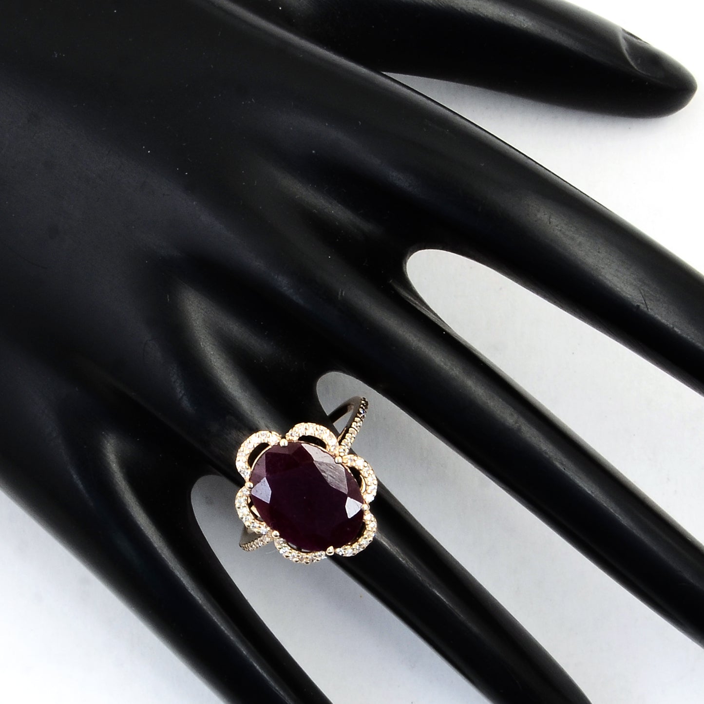 4.54 Ct Oval Mixed Cut Natural Corundum Ruby 14K Gold Ring