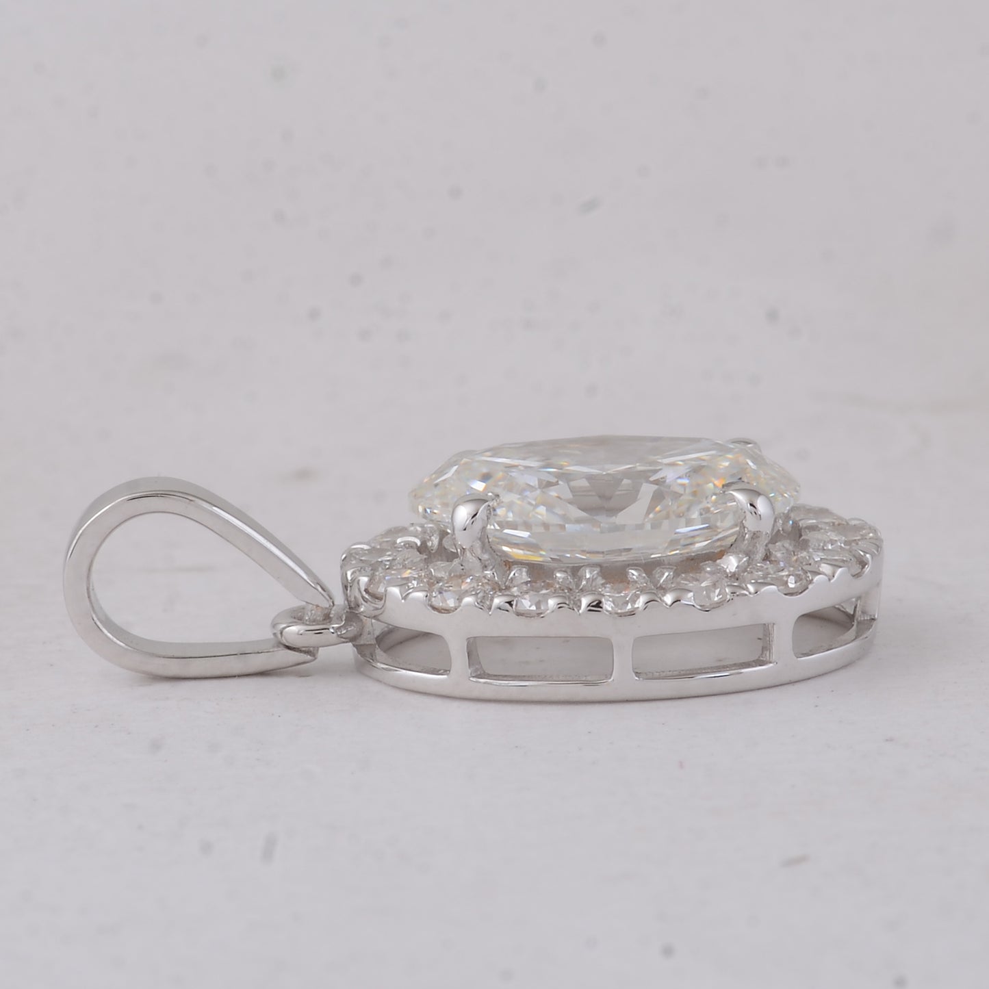 2.14 Carats Lab Grown Diamond 14K Gold Pendant