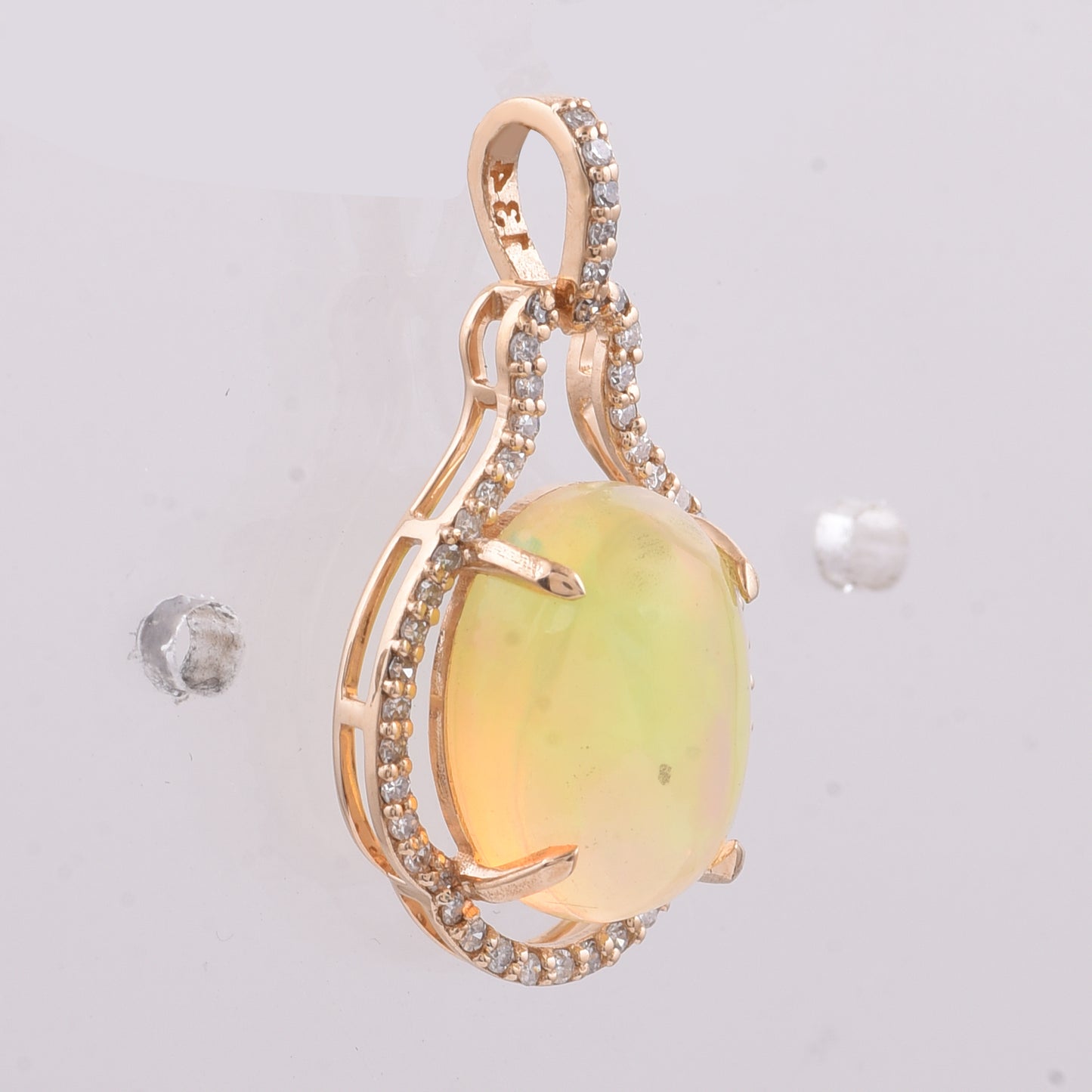 2.90 Ct Oval Natural Opal 14K Gold Pendant