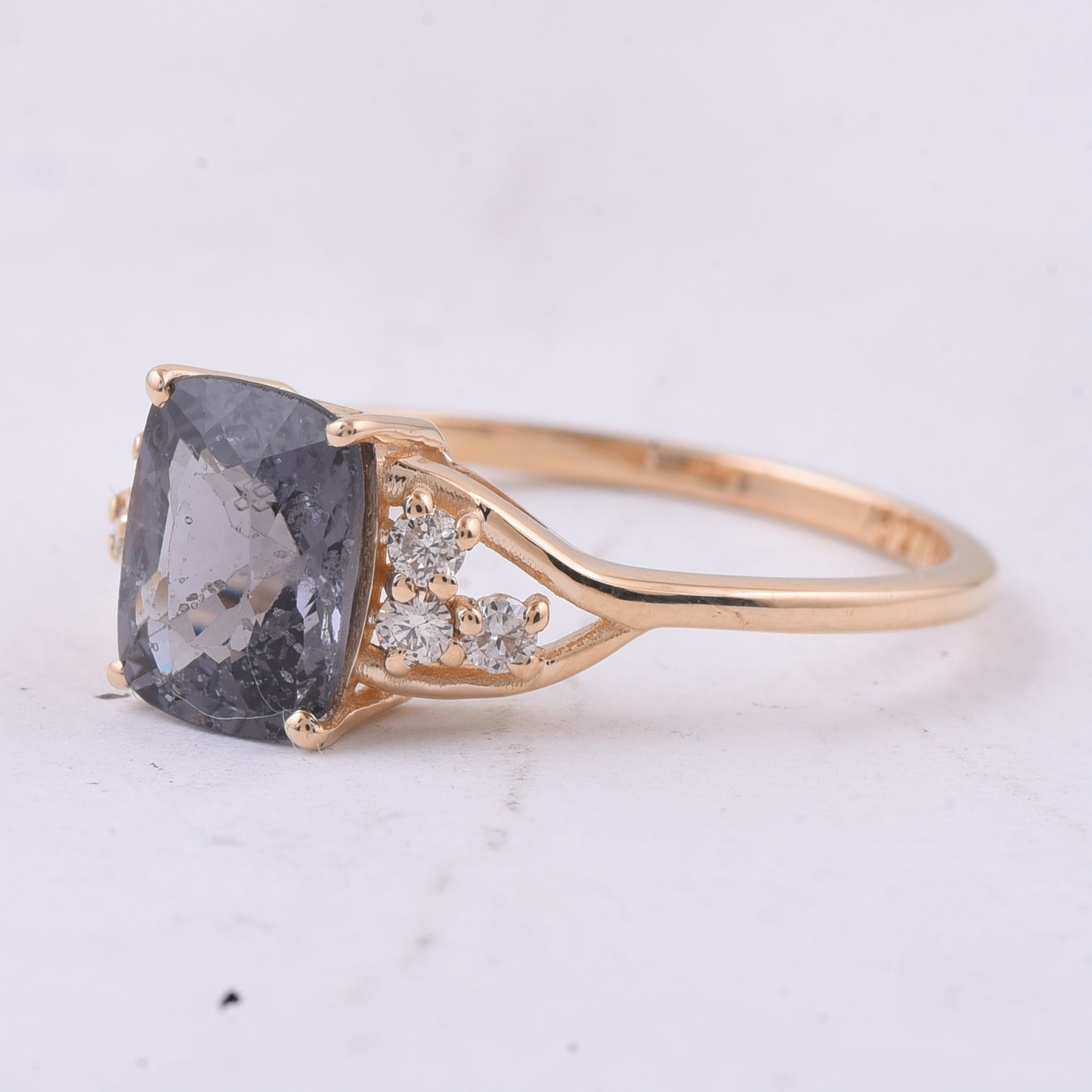 1.91 Ct Cushion Natural Spinel 14K Gold Ring