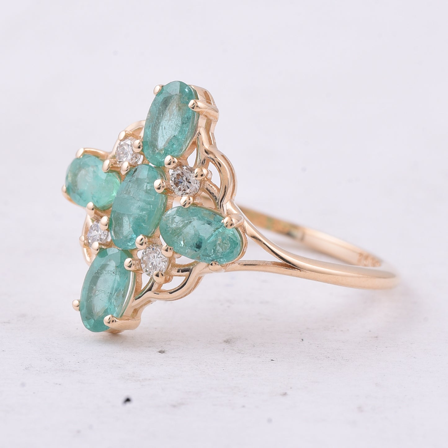 1.18 Ct Oval Natural Emerald 14K Gold Ring