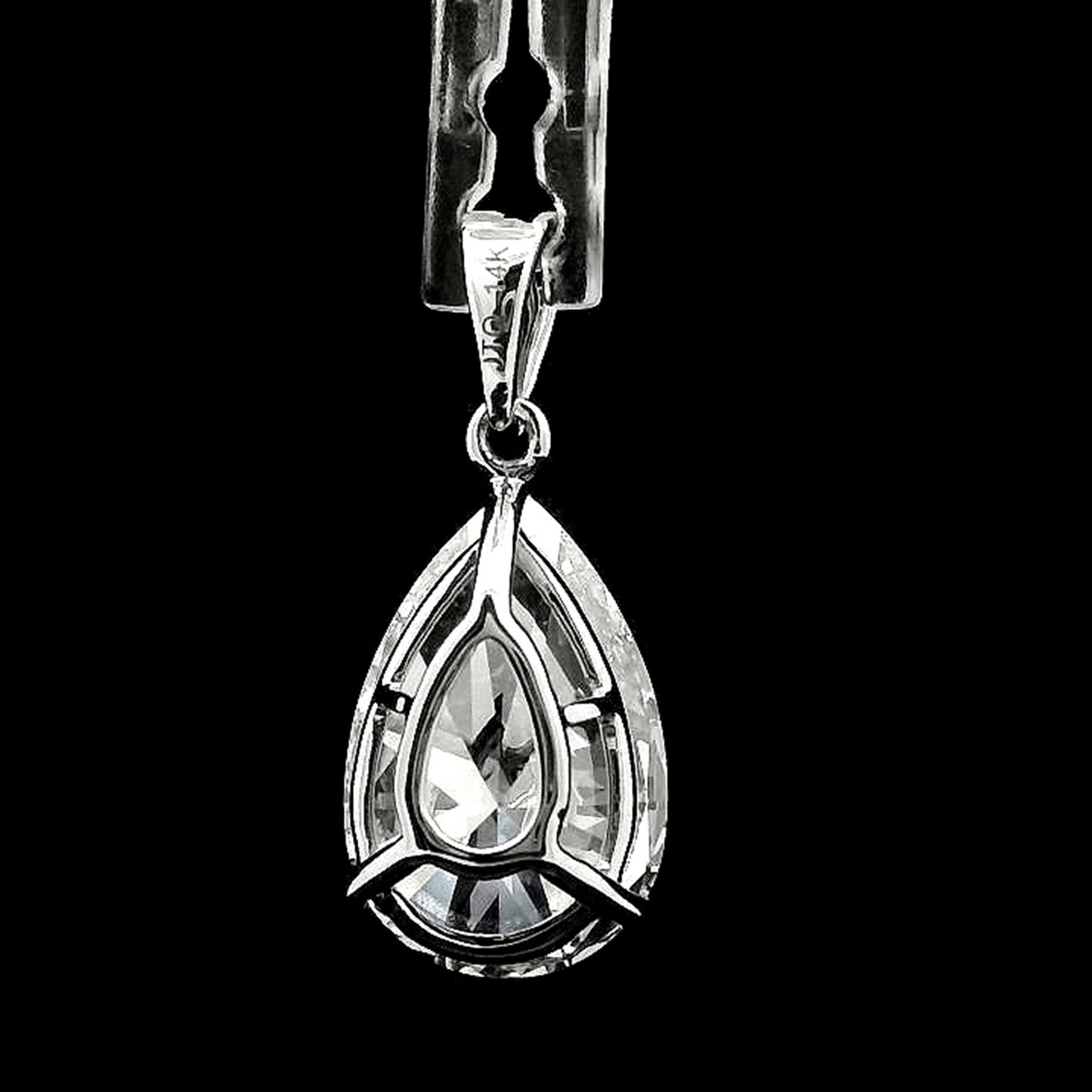 4.47 Carats Lab Grown Diamond 14K Gold Pendant