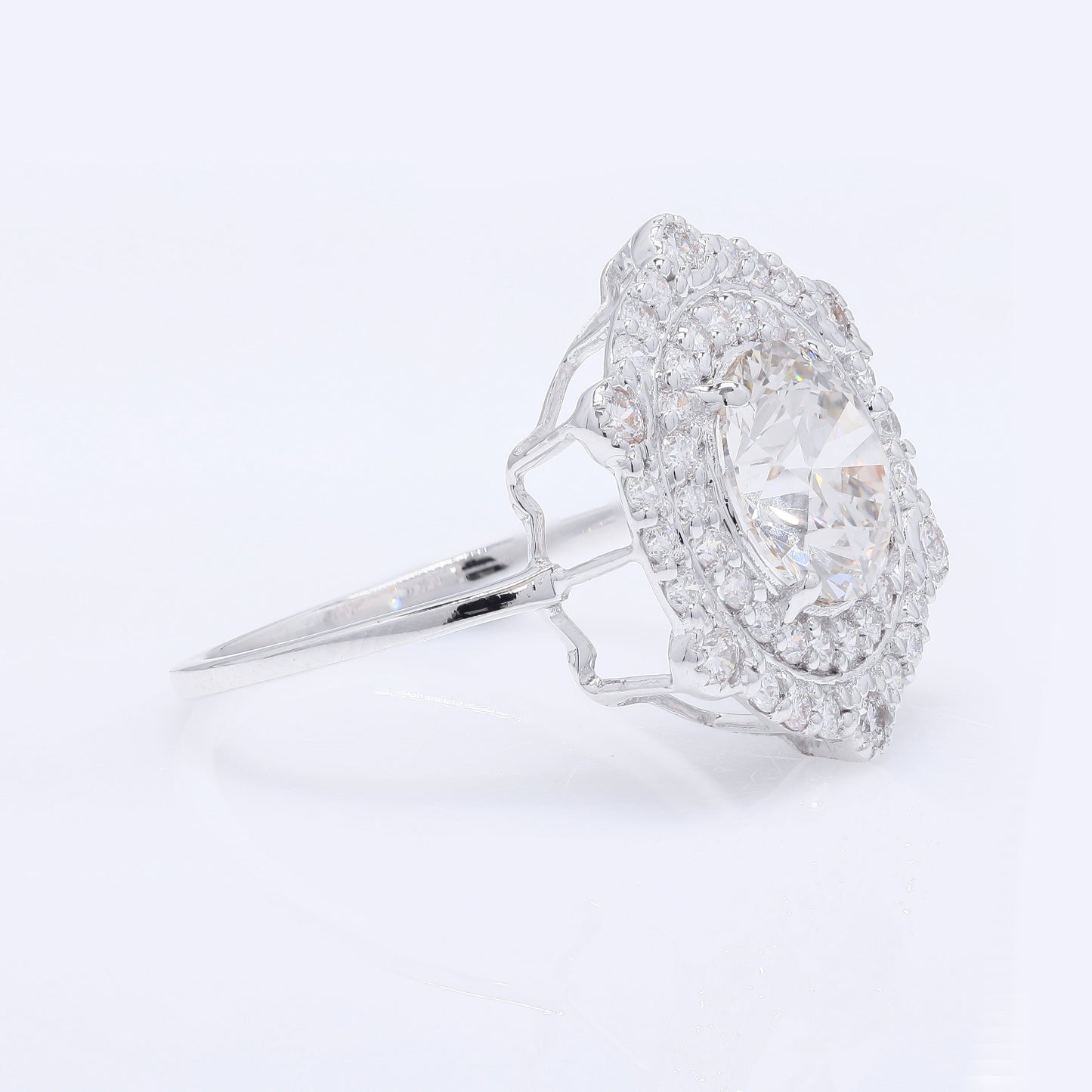 2.73 Carats Lab Grown Diamond 14K Gold Ring