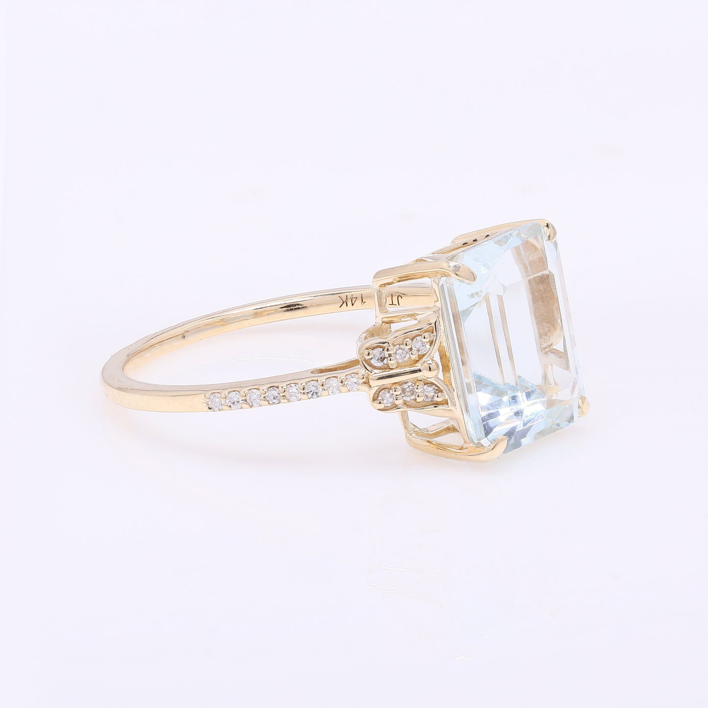 3.43 Ct Emerald Cut Natural Beryl Aquamarine 14K Gold Ring