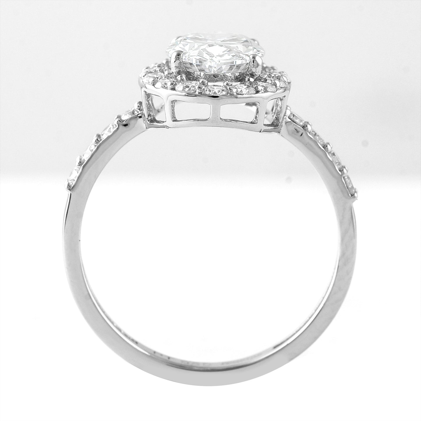 2.09 Carats Lab Grown Diamond 950 Platinum Ring
