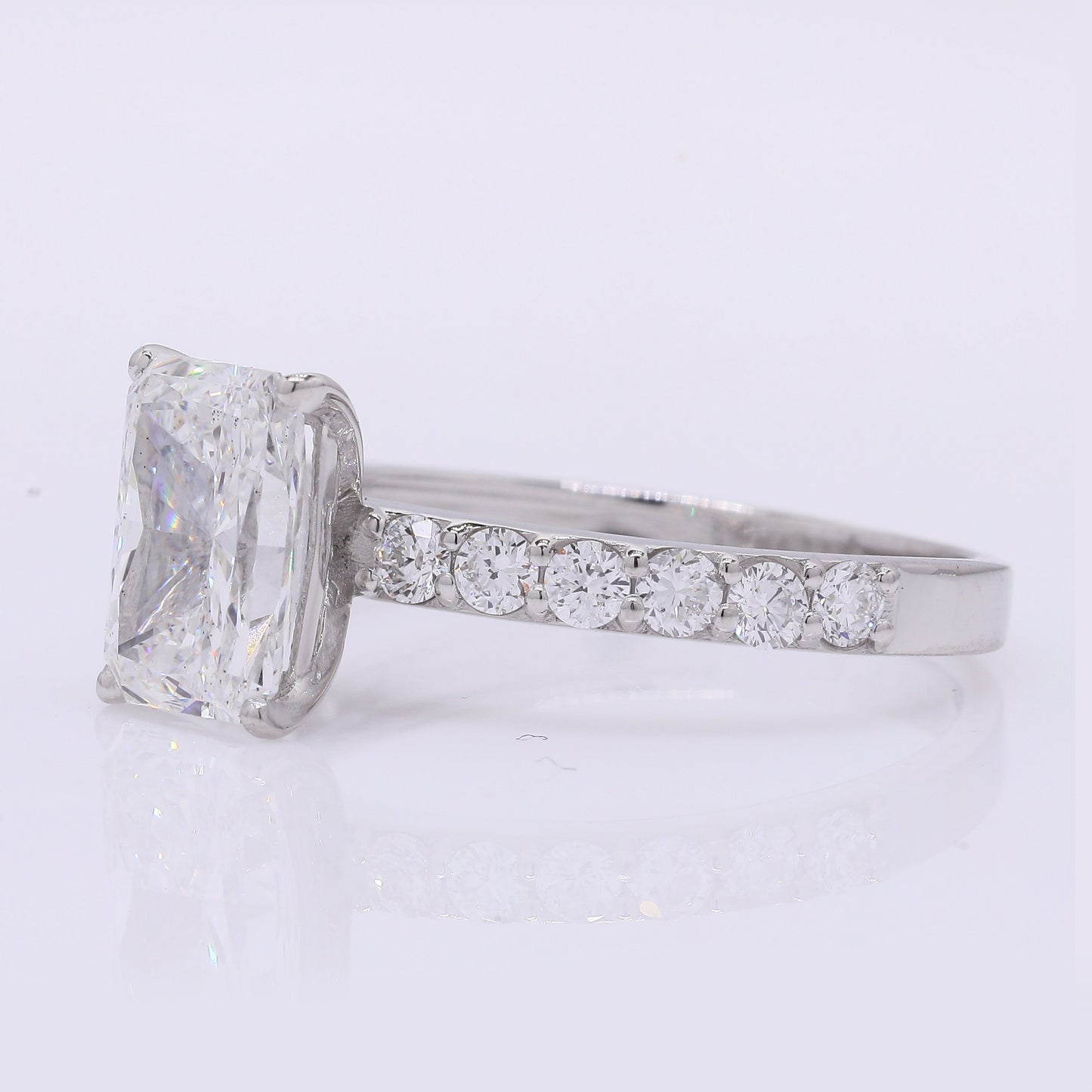 2.37 Carats Lab Grown Diamond 950 Platinum Ring
