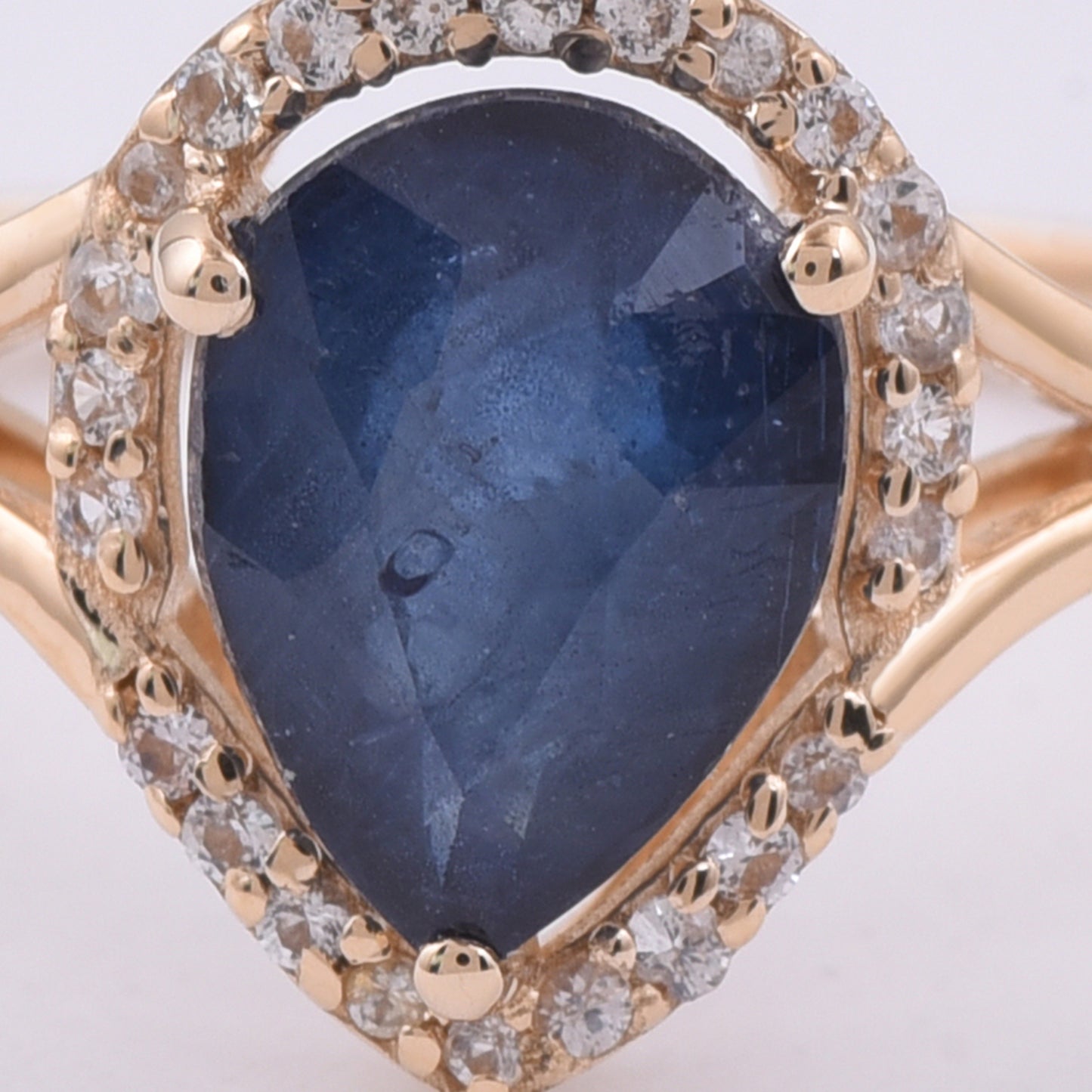 2.06 Ct Pear Natural Sapphire 14K Gold Ring